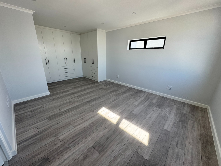 4 Bedroom Property for Sale in Sandown Western Cape